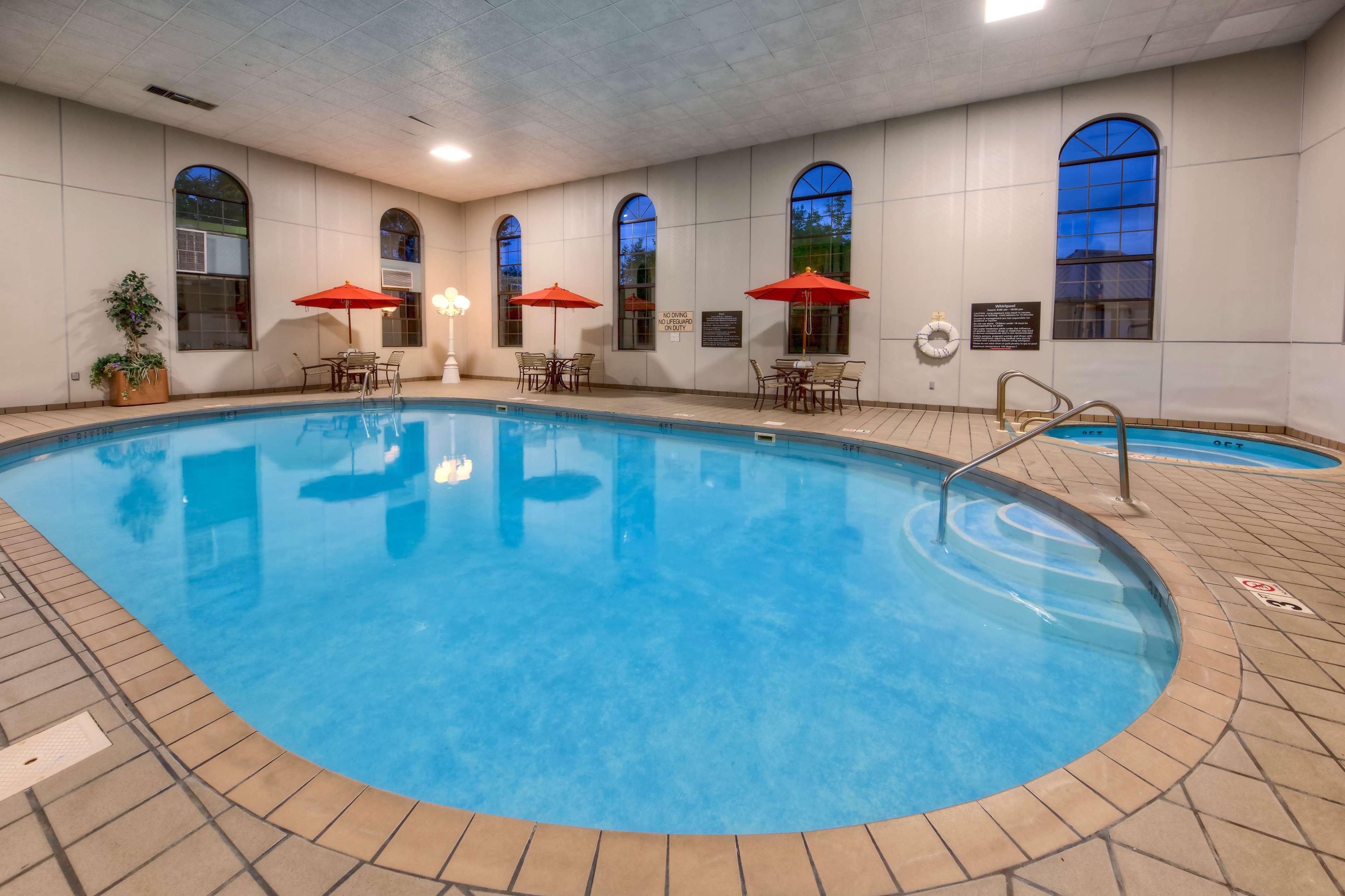 Hampton Inn By Hilton Clarksville Bagian luar foto