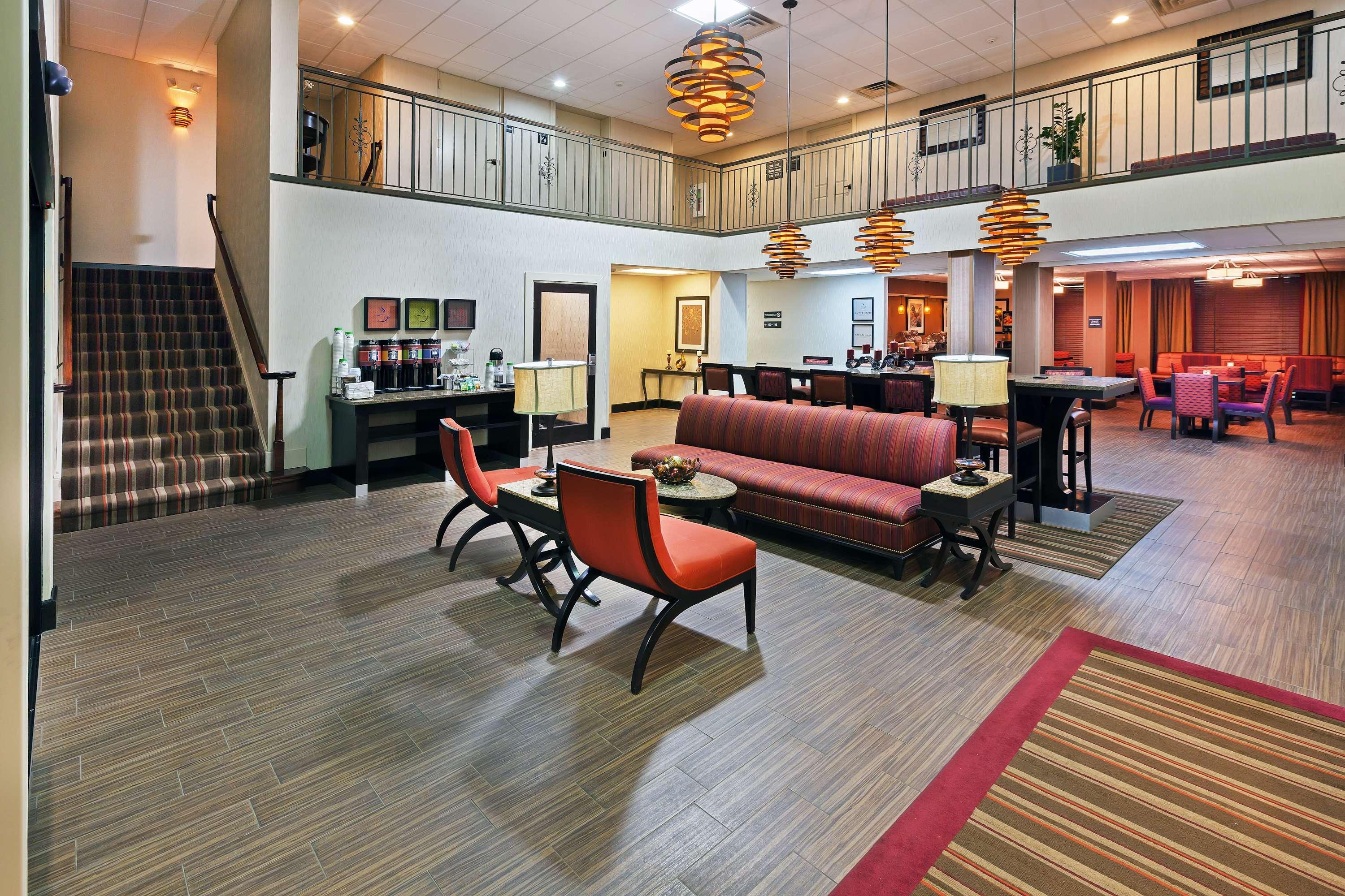 Hampton Inn By Hilton Clarksville Bagian luar foto
