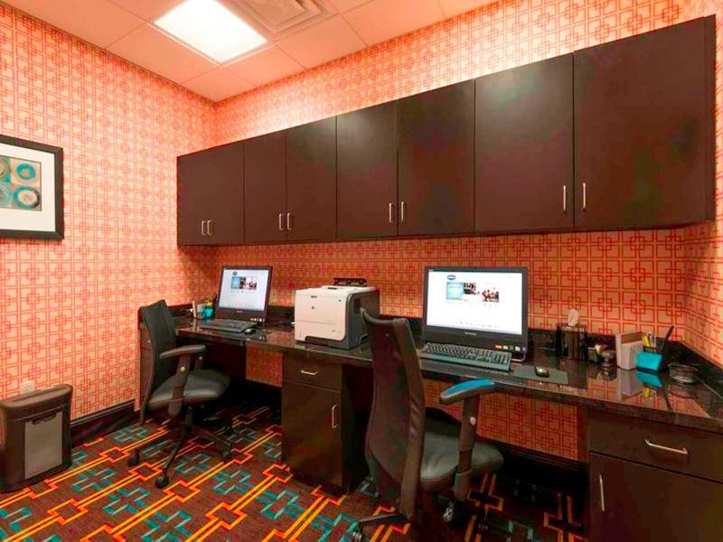 Hampton Inn By Hilton Clarksville Bagian luar foto