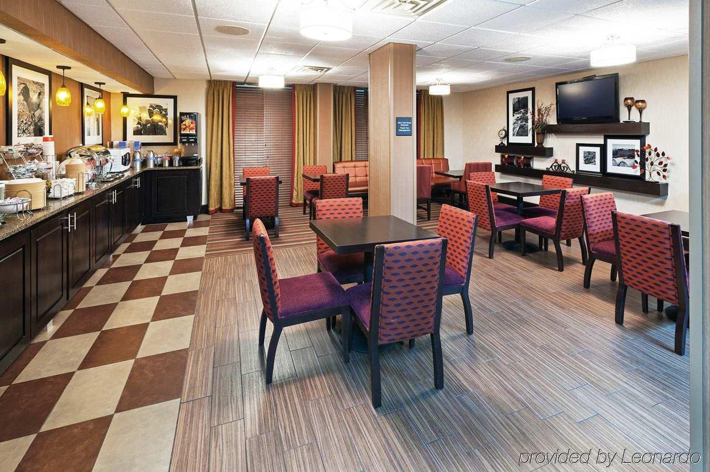 Hampton Inn By Hilton Clarksville Bagian luar foto